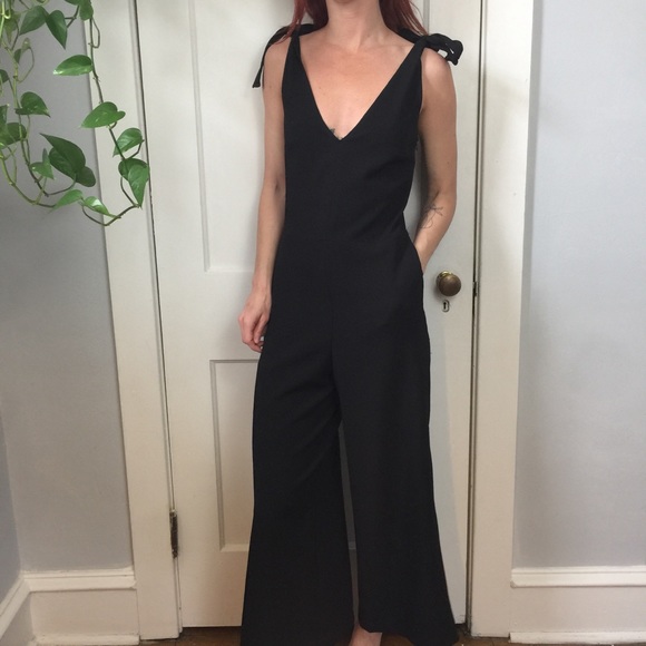 See By Chloe Black Tie Shoulder Crop Jumpsuit - Picture 3 of 8